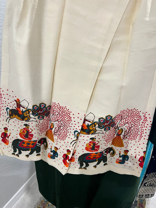 Beautiful women heavy embroidary Pakistani/indian readymade dress