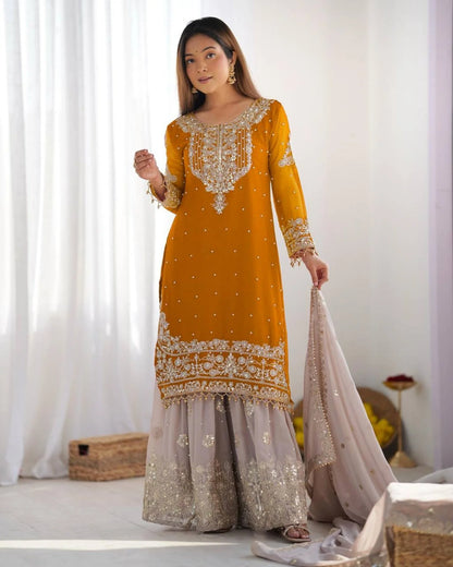 Beautiful women heavy embroidary Pakistani/indian readymade dress